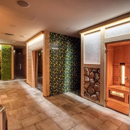 Familia 3* Stará ľubovňa