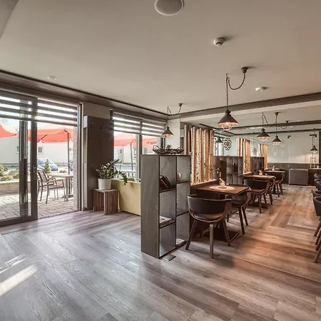 Familia Stará ľubovňa