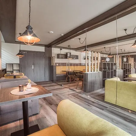 Familia Stará ľubovňa